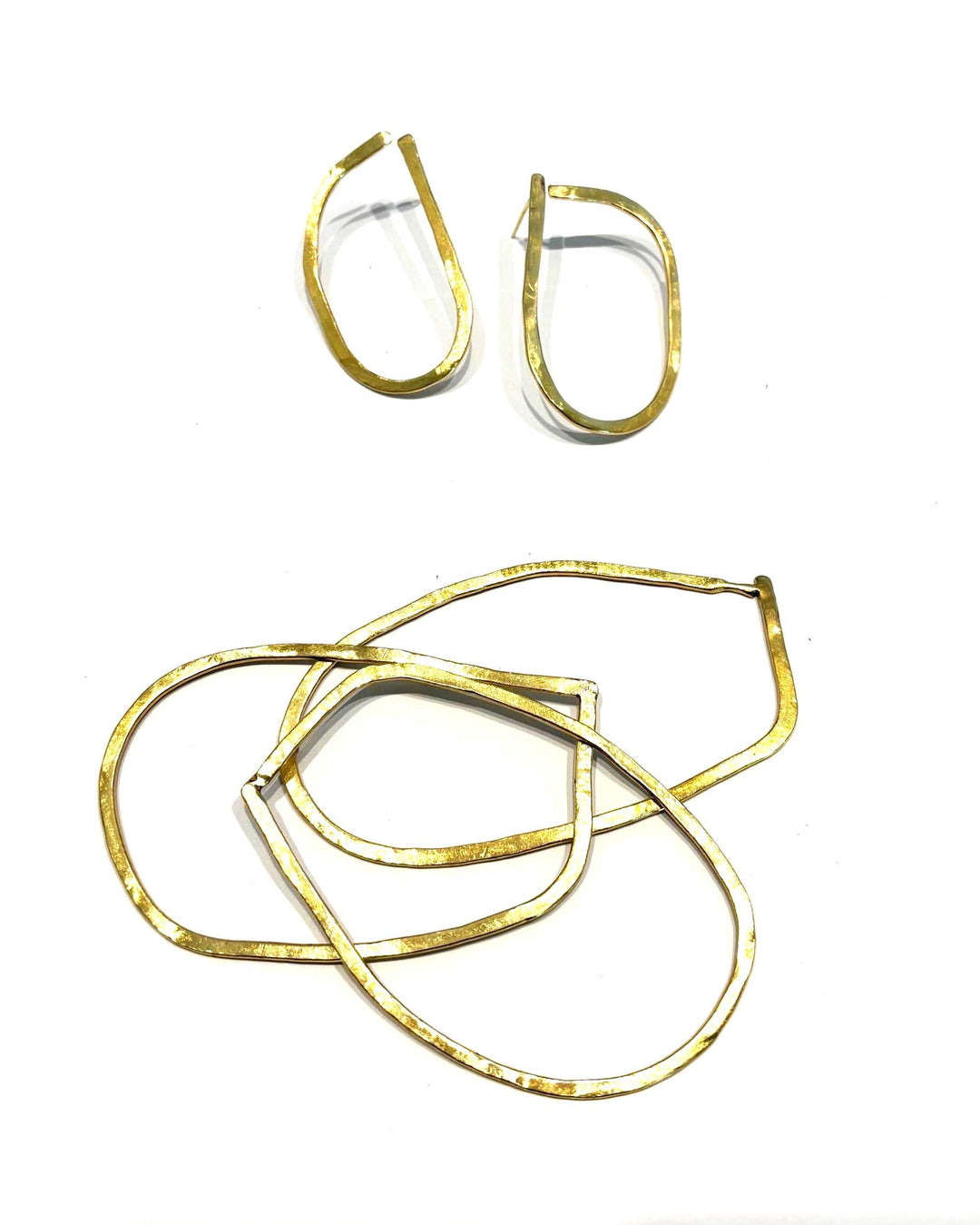 Hammered Brass Bracelet Stacking Set Handmade Bangle Hypoallergenic Jewelry Tarnish Resistant Metal Accessory Bohemian Style Minimalist